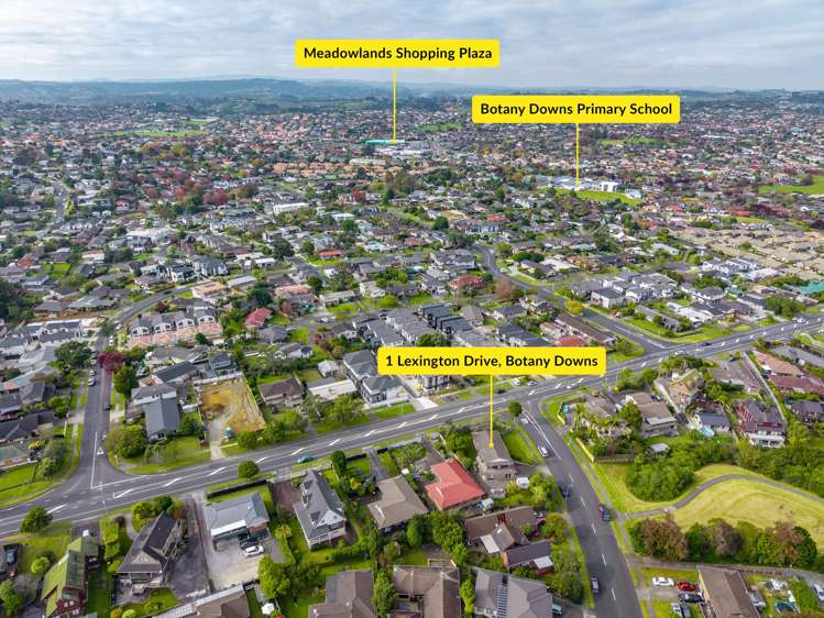 1 Lexington Drive Botany Downs_25