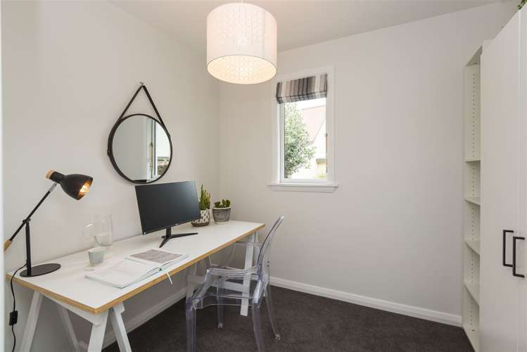 29 Main Road Redcliffs_11