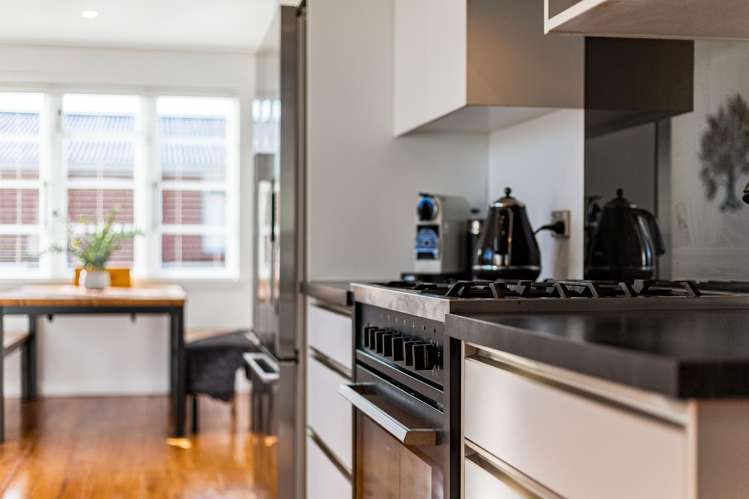 49 Golders Road_4