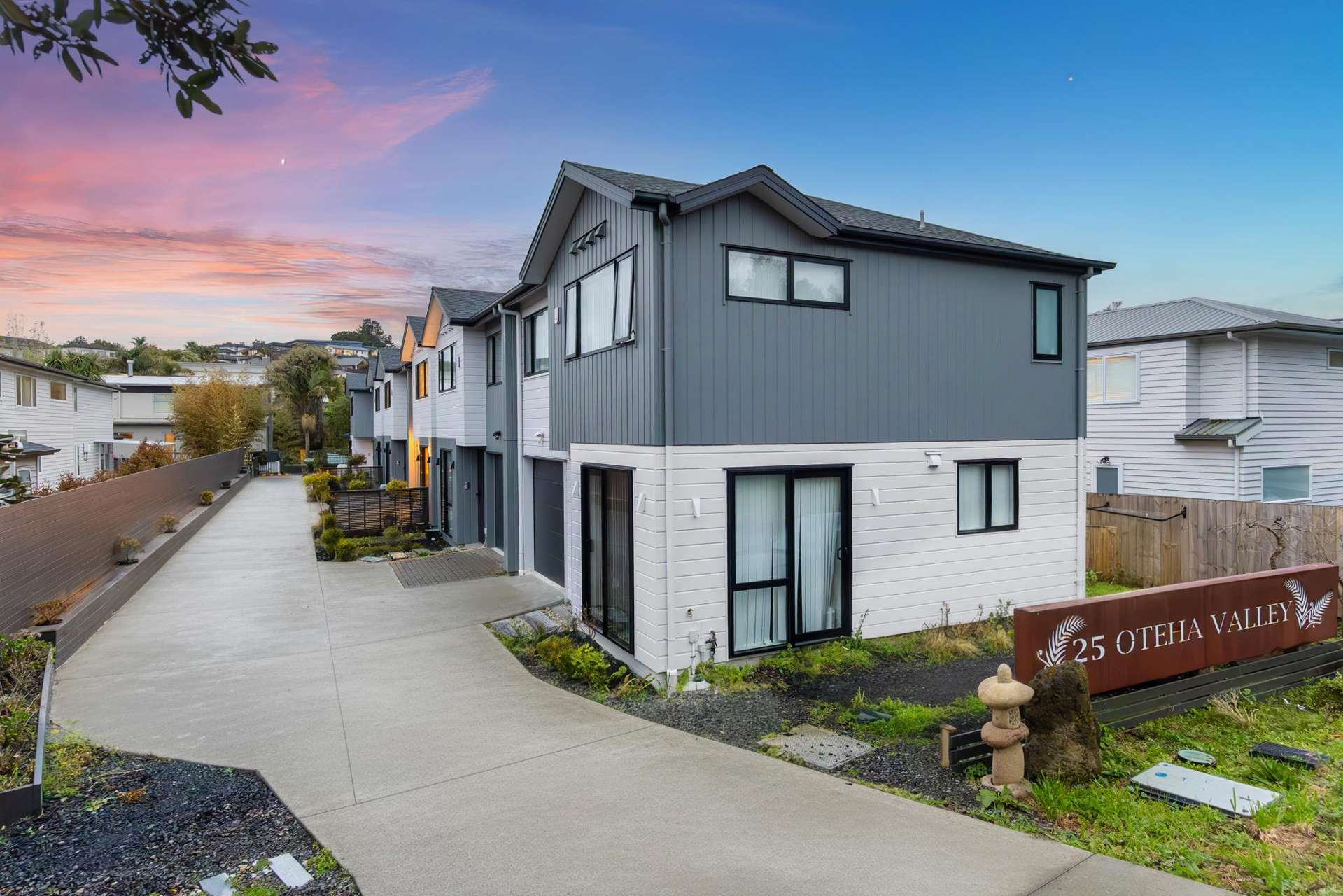 25F Oteha Valley Road Northcross_0