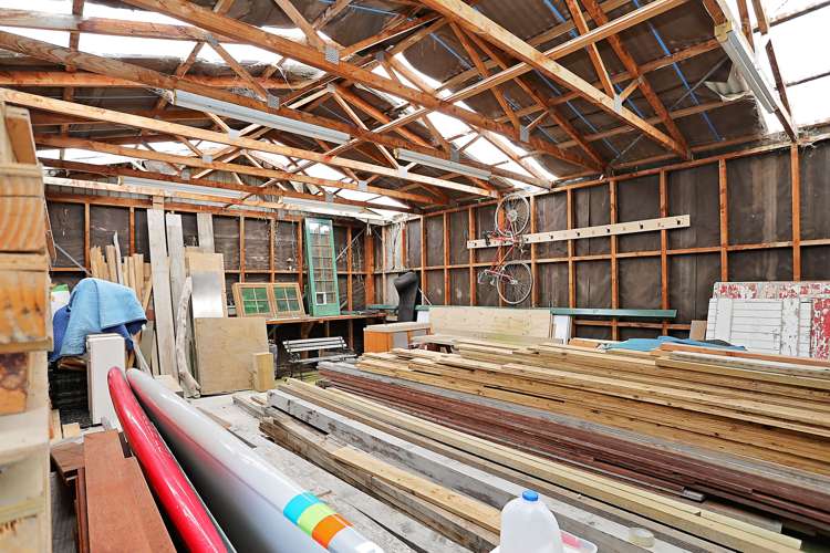 6 Manuka Street Colac Bay_16