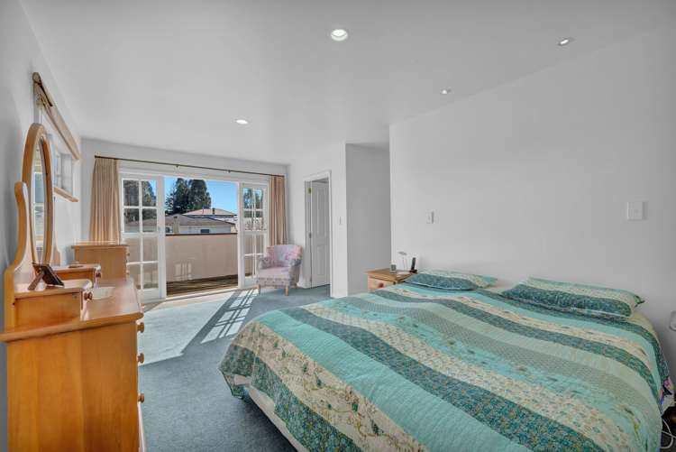 66 Yeovil Road Te Atatu Peninsula_10