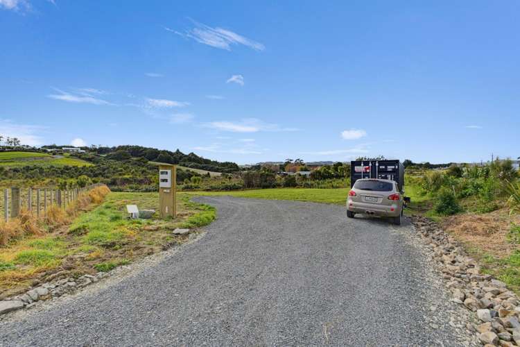 663 Kaiwaka Mangawhai Road Hakaru_16