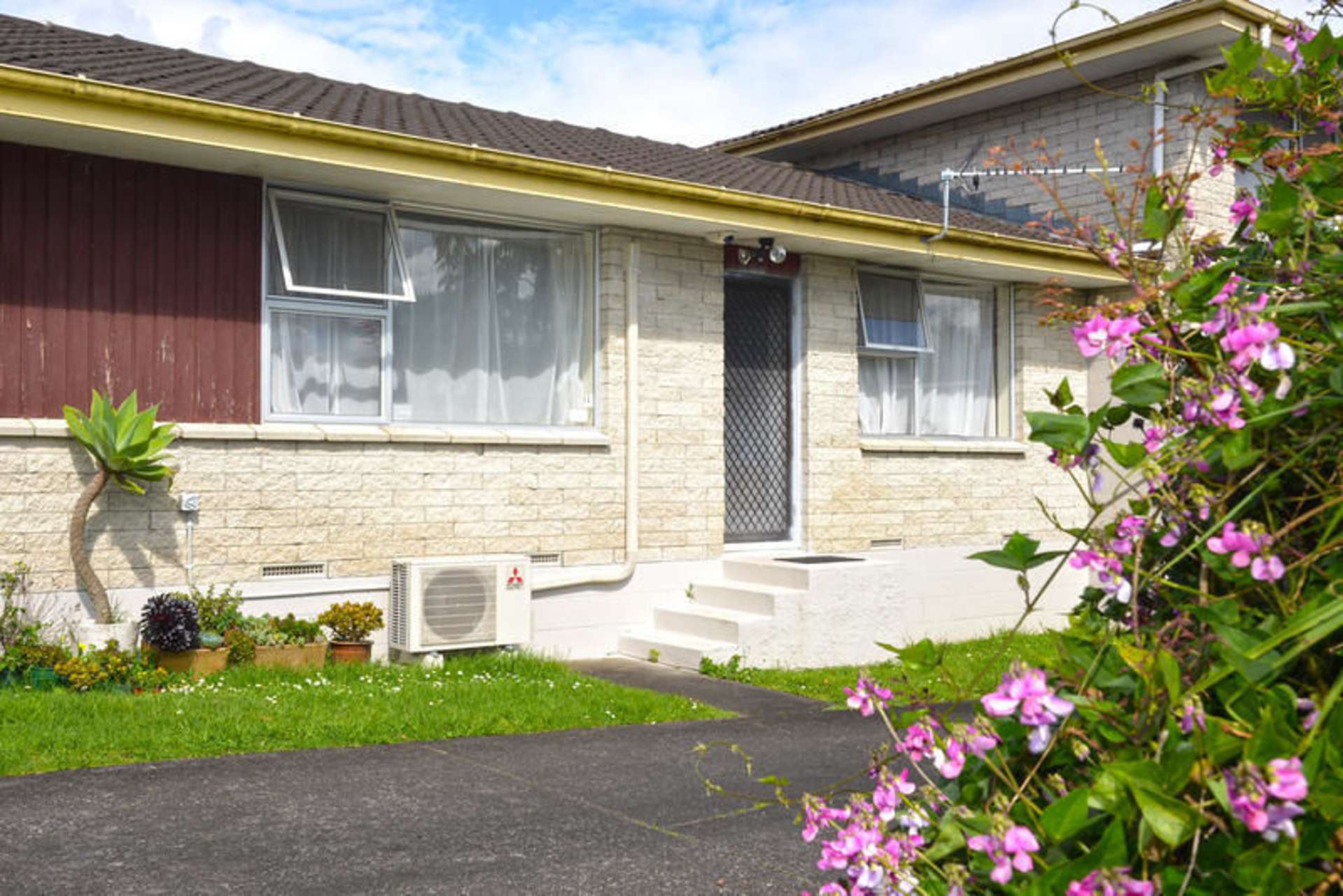 2/10 Mayville Avenue New Lynn_0