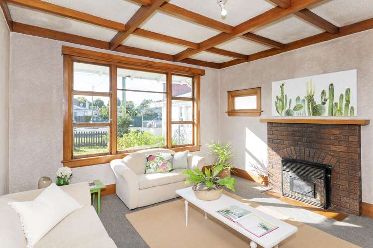 14 De Lautour Road Kaiti_6