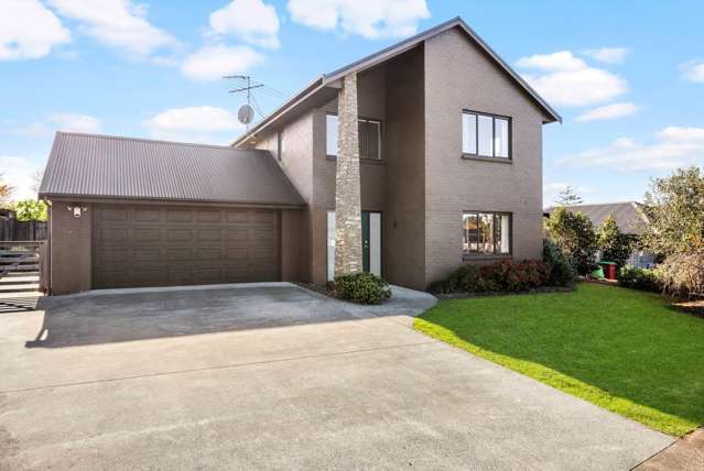 1A Lough Bourne Drive 1771_1