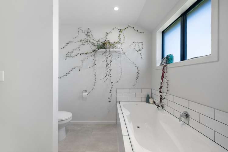 14 Teal Place Lake Hawea_14