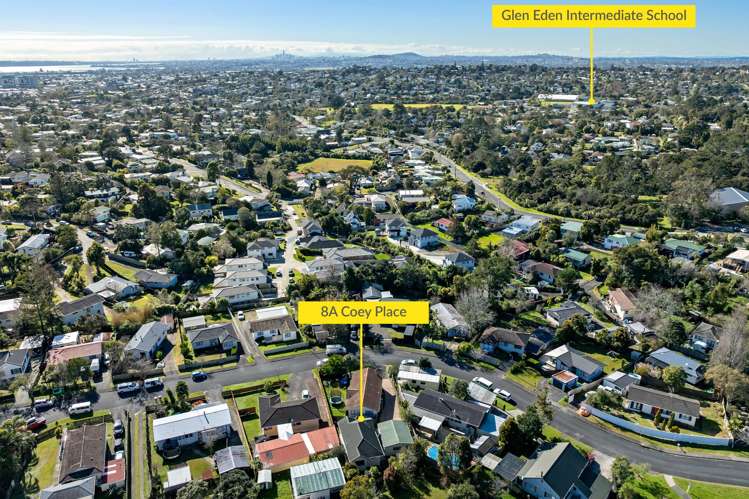 8a Coey Place Glen Eden_25