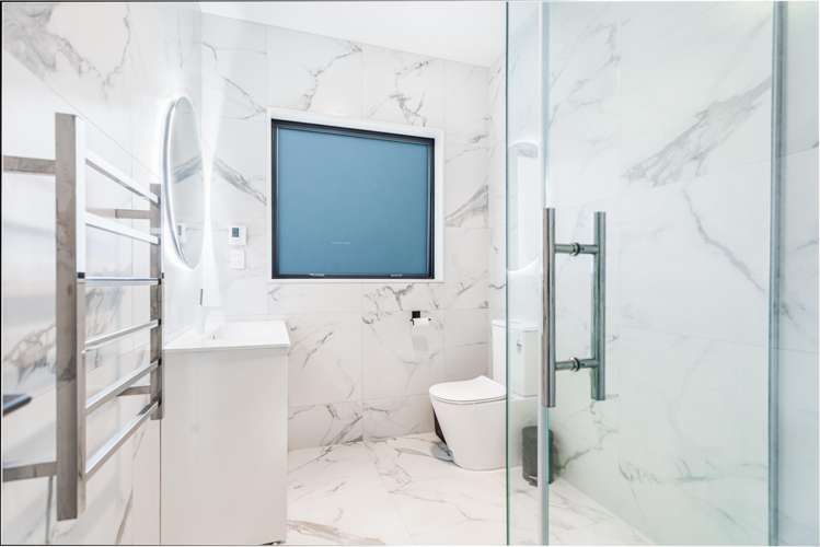 17 Leebank Crescent Riverhead_16