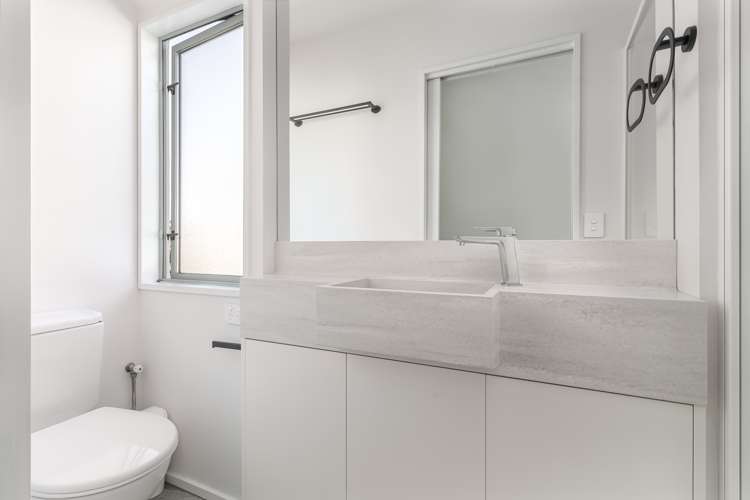 156 Fitzgerald Avenue Christchurch Central_8