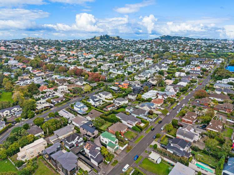 1/35 Sonia Avenue Remuera_24