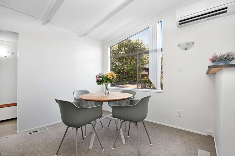 107a Brian Crescent Stanmore Bay_6