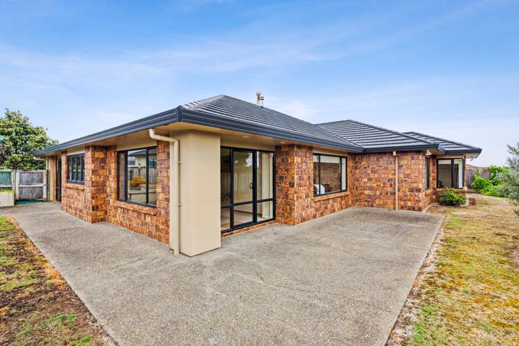 26 Quadrant Heights Paraparaumu_1