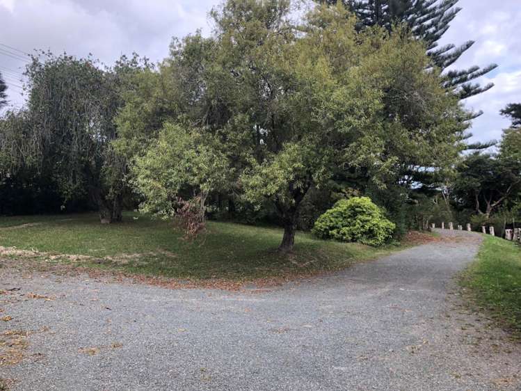 527 Whangaparaoa Road Stanmore Bay_13