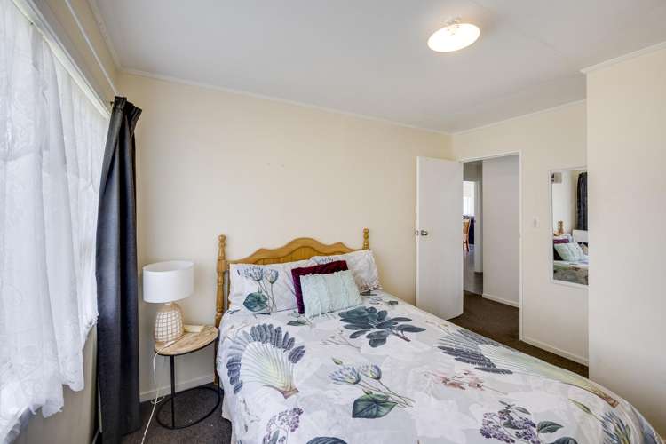 18 Berwick Street Flaxmere_11