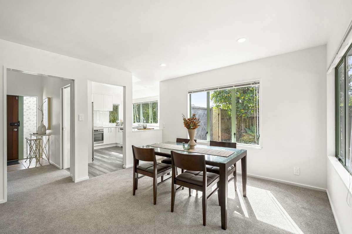 8B Stoneleigh Court_5