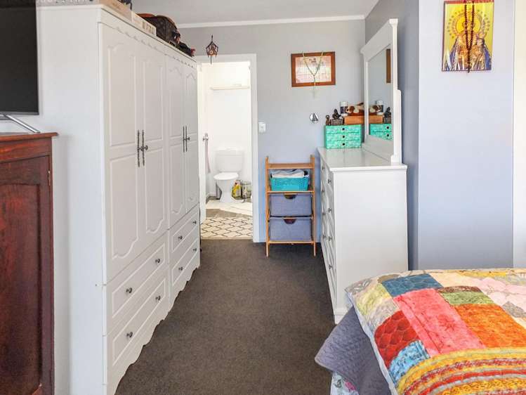 7 Brown Street Foxton_14