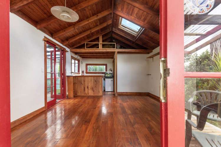 209 Victory Road Laingholm_5