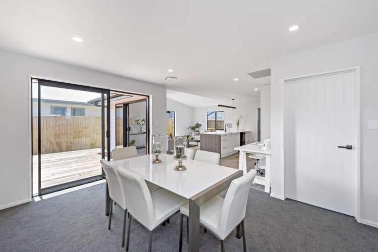 7 Hollard Crescent Lincoln_9