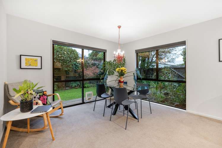 2/122 Tennyson Street_4