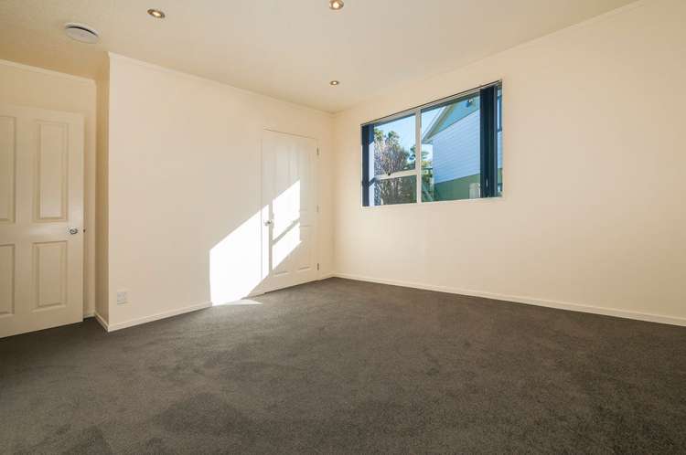 7 Greenwich Grove Stokes Valley_9