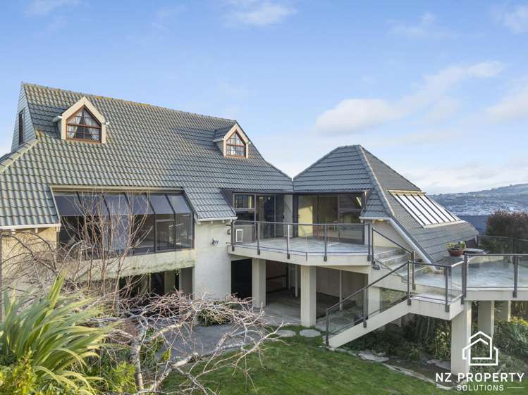 225 Larnach Road_0