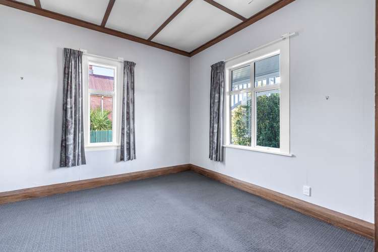 38 Queen Street Winton_12