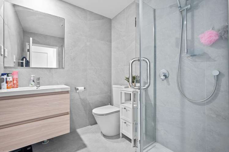 7/5 King Street Papakura_11