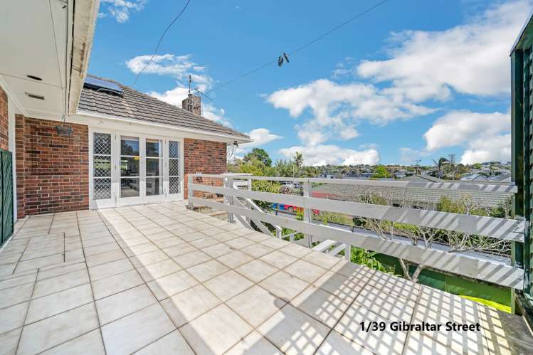1 & 2/39 Gibraltar Street Howick_20