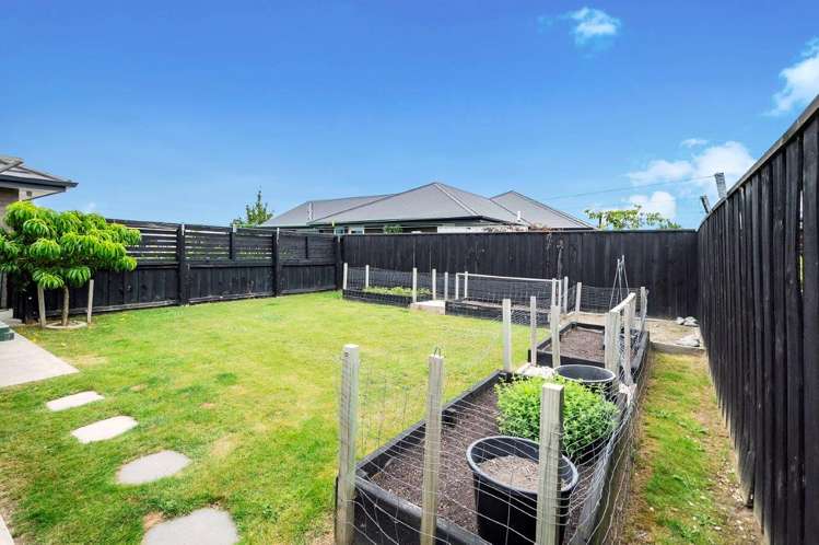 21 Shillingford Boulevard Rolleston_15