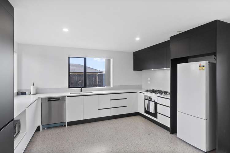 4/27 Te Manatu Drive 2612_1