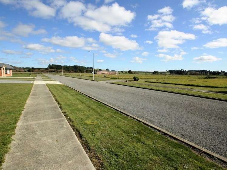 12 George Street Bulls_0