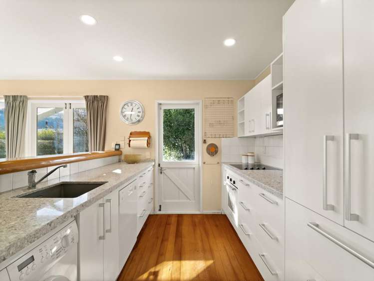 27 Frame Street North East Valley_8