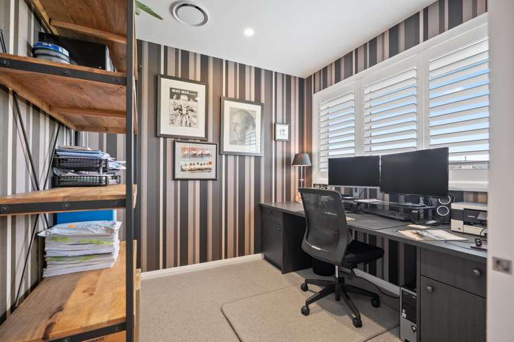 62 Carnaveron Drive Lincoln_19