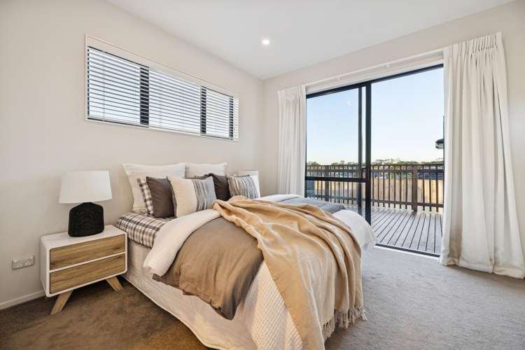 5 Byron Drury Way Riverhead_10