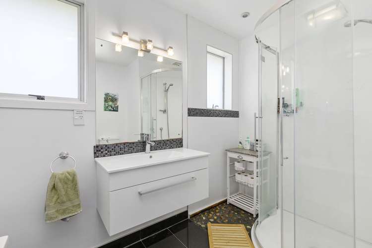 418b Stokes Valley Road Stokes Valley_13