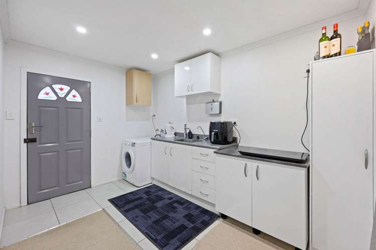 2/149 Colwill Road Massey_35