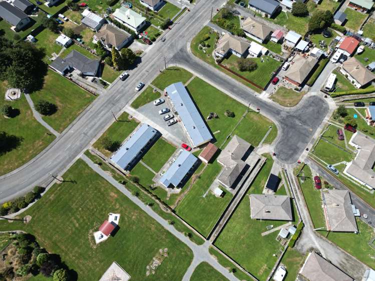 8 Hamilton Street Winton Surrounds_8