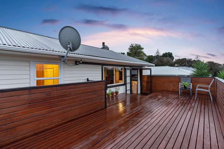 16 Kashmir Road Glen Eden_12