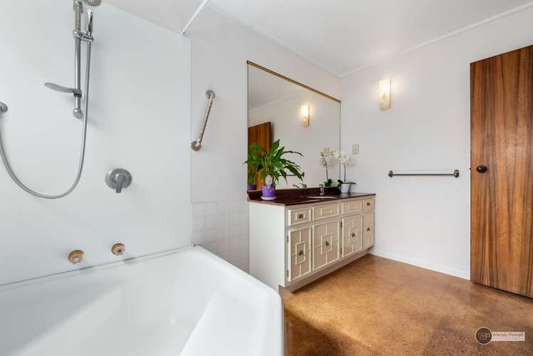 11 Chestnut Grove Maungaraki_14