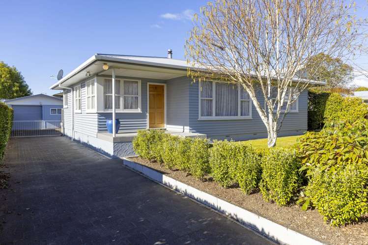 12 Charles Crescent_0