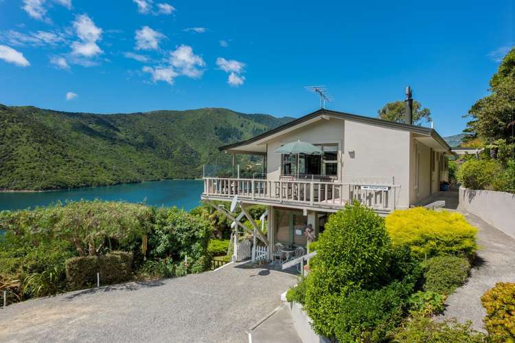 424 Port Underwood Road Whatamango Bay_3