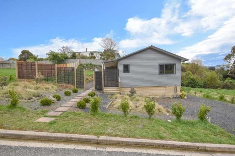 14 Clearwater Street Broad Bay_11