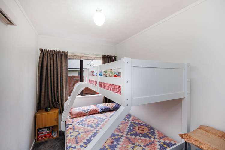 5 Cargill Grove Kelvin Grove_14