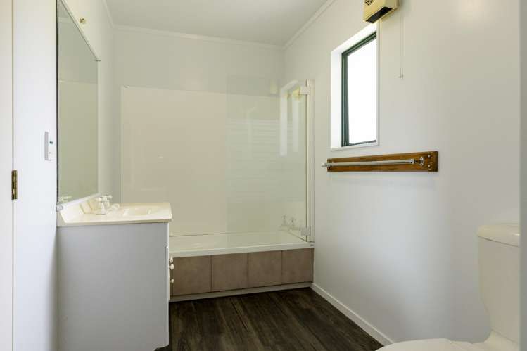 227 Whangamata Road Kinloch_21