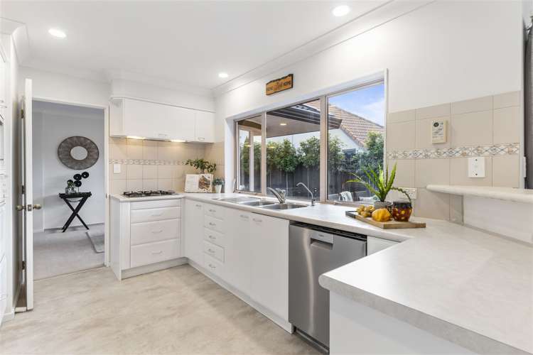 15 Windsong Court Northpark_11