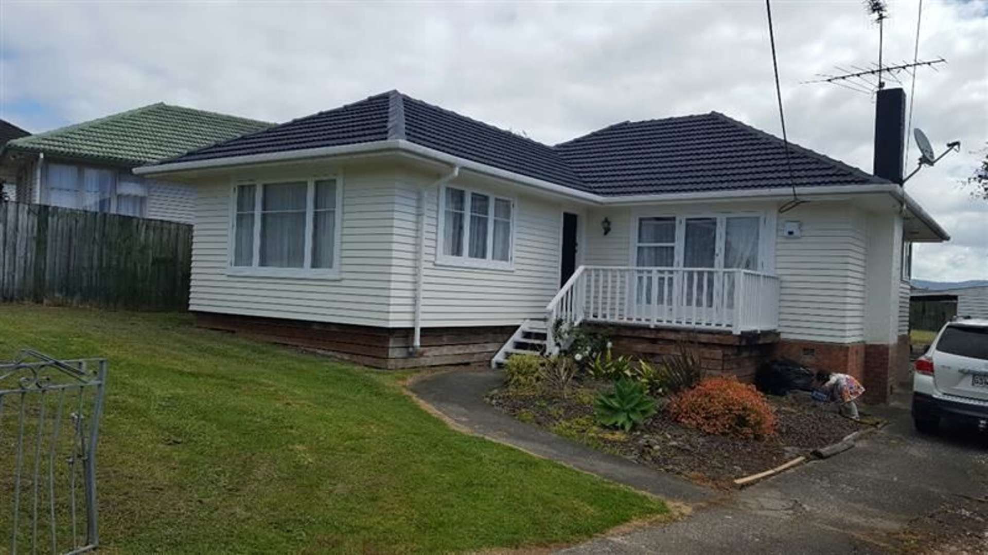 5 Mackenzie Street Te Atatu South_0