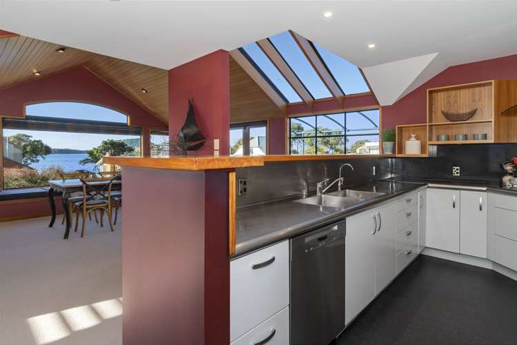 101b Beach Road Otumoetai_6