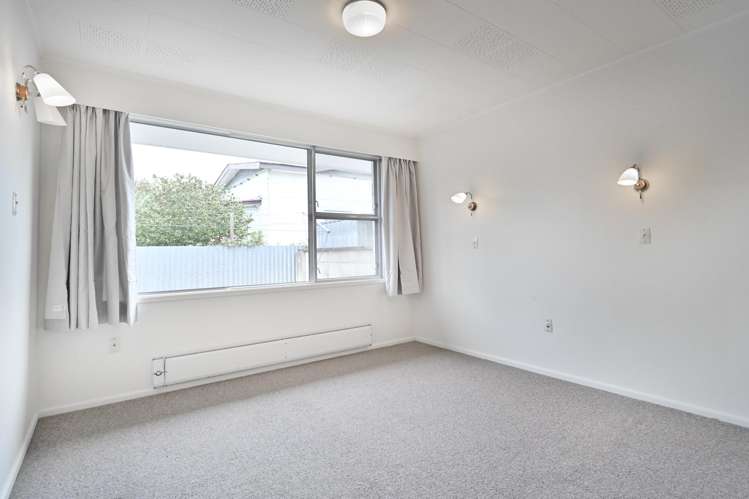 901 Queen Street East Parkvale_9