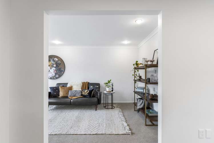 24 George Deane Place Greenhithe_20